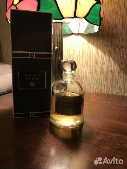 Guet Apens,Serge Lutens, Aimez-MoiCaron