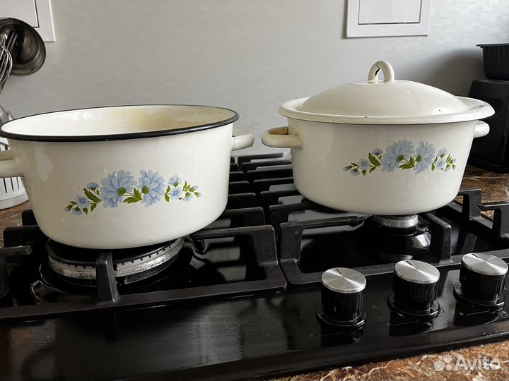 Кастрюля эмалированная