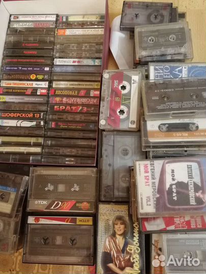 Аудиокассеты с записью