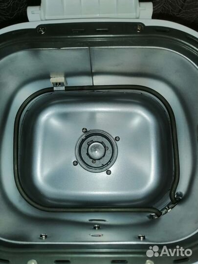 Хлебопечка новая