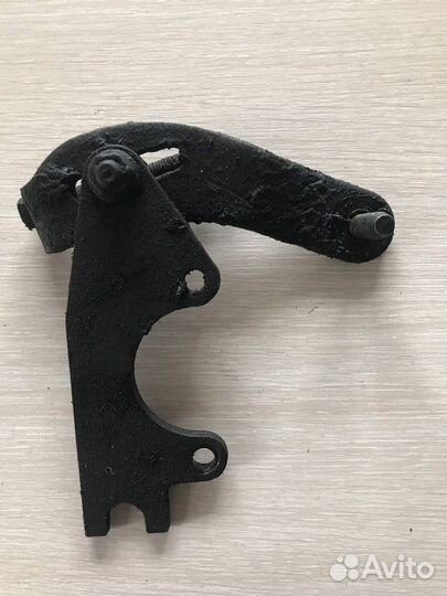 Натяжитель ремня гидроусилителя Kia Spectra