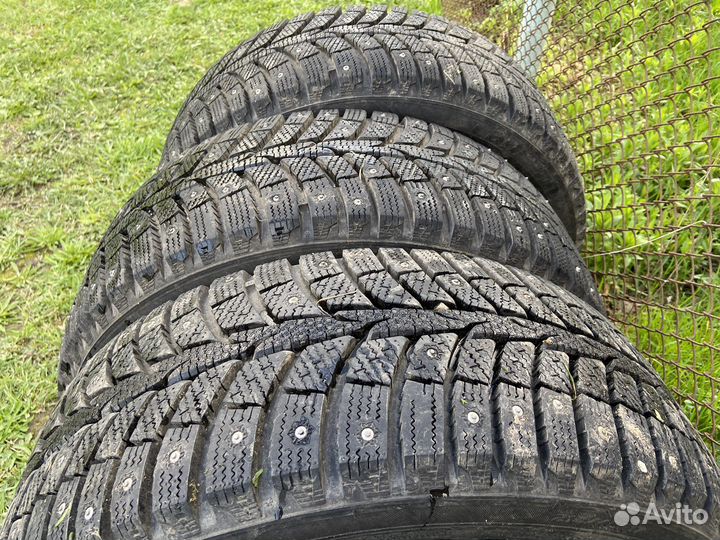 Laufenn I Fit Ice LW 71 215/45 R17