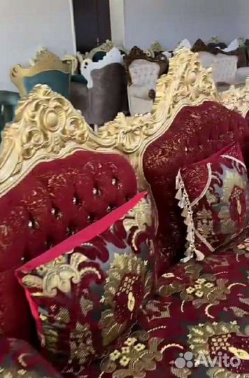 Диван и 2 кресла