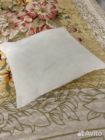 Подушка детская/ декоративная новая