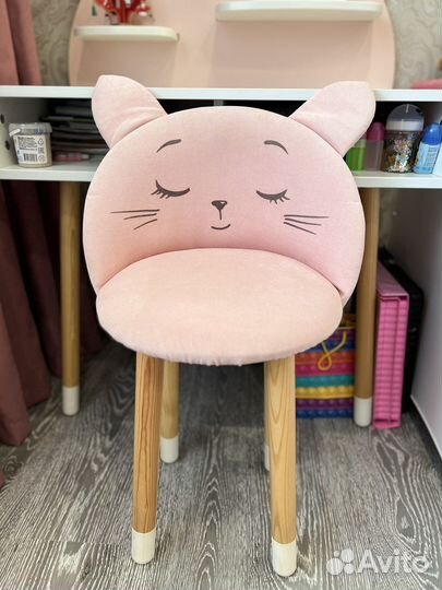 Письменный стол и стул