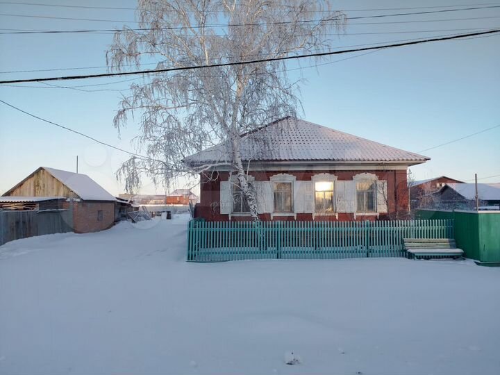 Дом 90 м² на участке 23,2 сот.