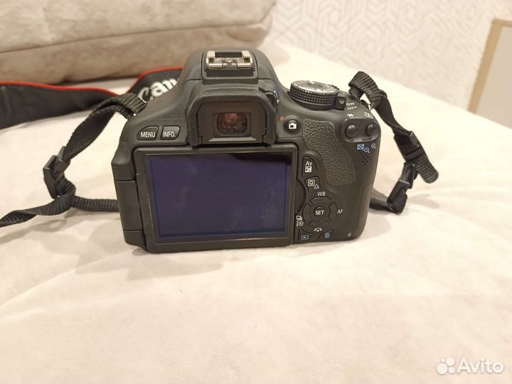 Фотоаппарат Canon EOS 600D Kit EF-S 18-55mm