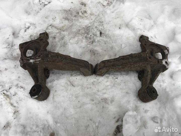 Тойота камри V 30 вакуумник цапфа