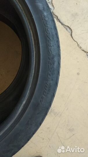 Pirelli P Zero 235/45 R20