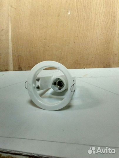 Светильник потолочный встраиваемый