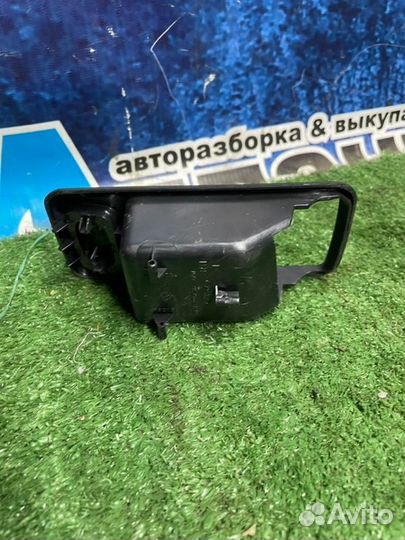 Накладка двери правая Ford Focus CB4 sida 2010