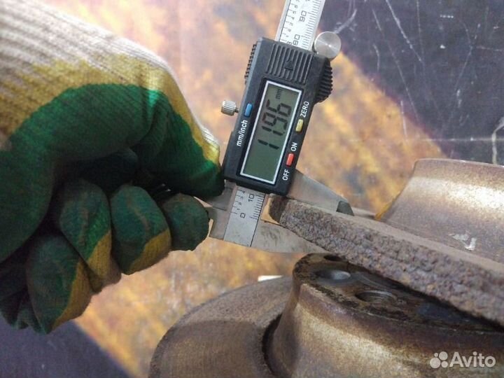 Тормозной диск задний Volkswagen Passat Variant B6