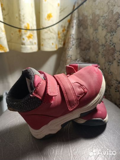 Ботинки демисезонные для девочки 24 размер