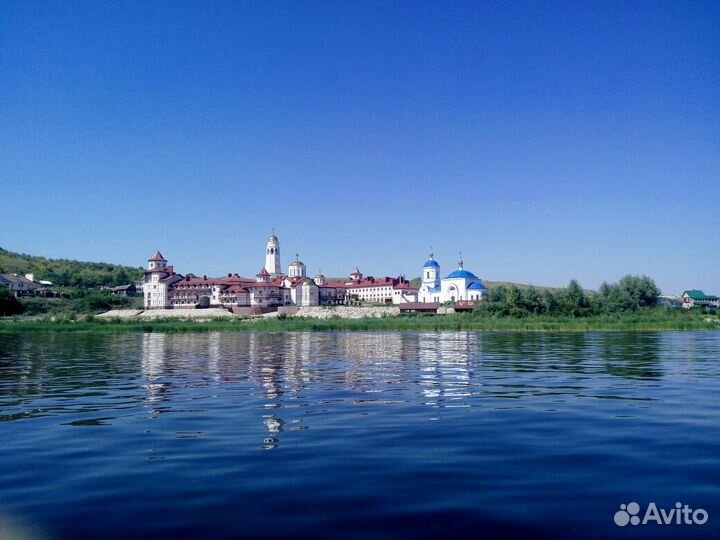 Аренда катера. Прогулки по Волге на лодке. Рыбалка