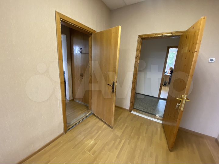 Свободного назначения, 289 м²