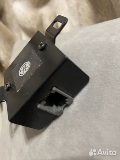 Remote Bass (регулятор баса)