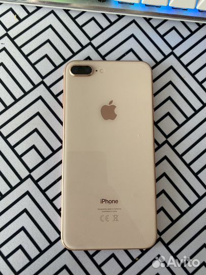 iPhone 8 Plus, 64 ГБ