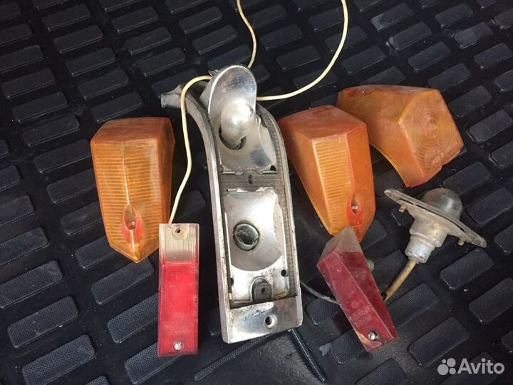 Фара на Москвич 2140