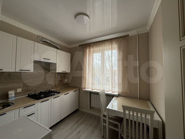 2-к. квартира, 48 м², 2/2 эт.