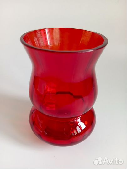 Ваза красное стекло СССР винтаж
