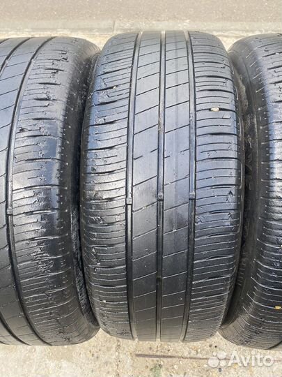 Goodyear EfficientGrip Performance 205/55 R16