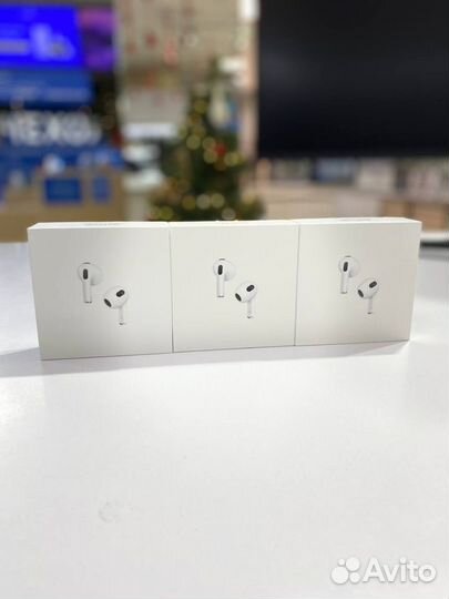 Беспроводные наушники Apple AirPods 3 with Lightni