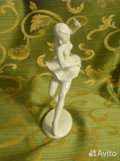 Фарфоровая статуэтка балерина hutschenreuther