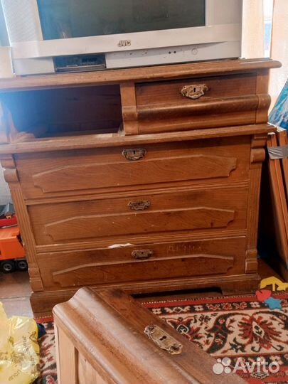 Комод деревянный старинный