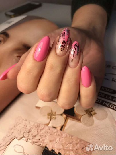 Маникюр педикюр