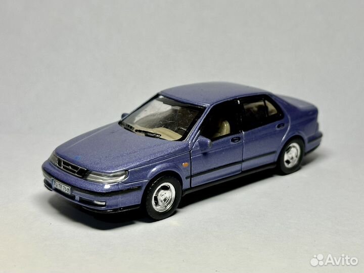 Модель Saab 9-5 1/43
