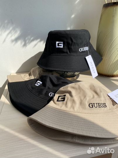 Кепка и панама Guess