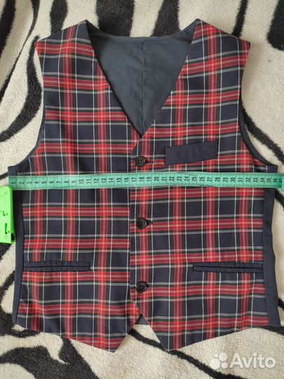 Жилет школьный красно-синяя клетка