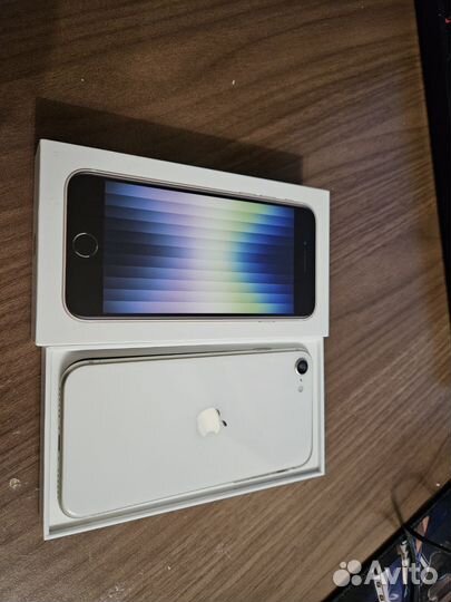 iPhone SE (2022), 64 ГБ