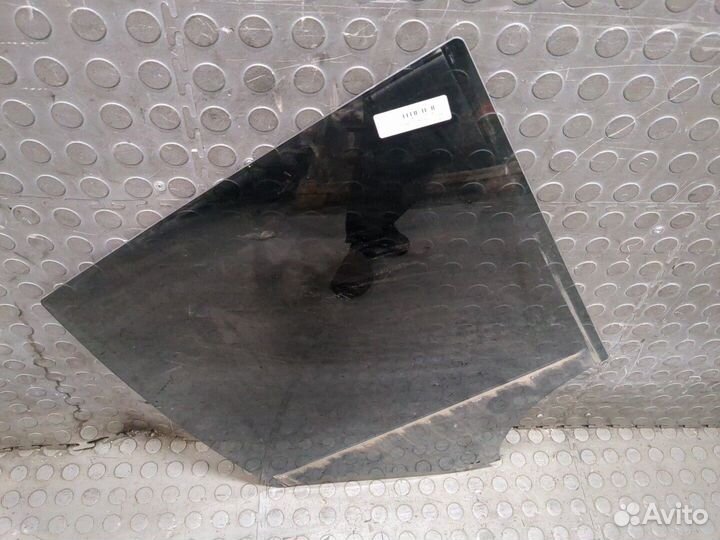 Стекло боковой двери Volvo XC40, 2019