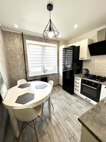 3-к. квартира, 65,4 м², 7/10 эт.