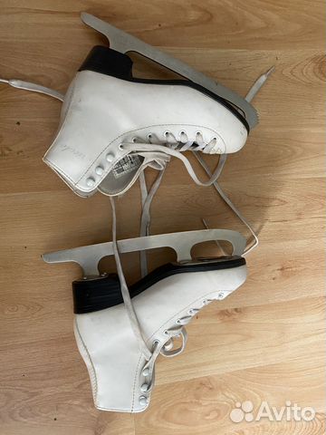 Коньки фигурные детские р. 35