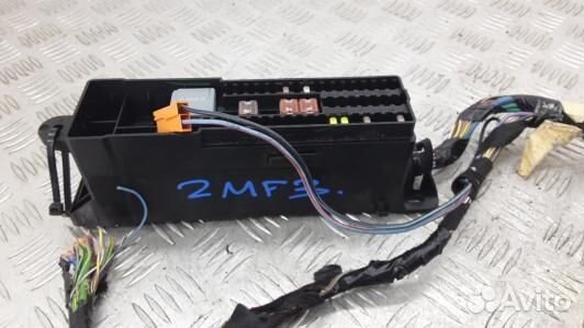 Блок предохранителей ford escape 3 (2MF03M101)