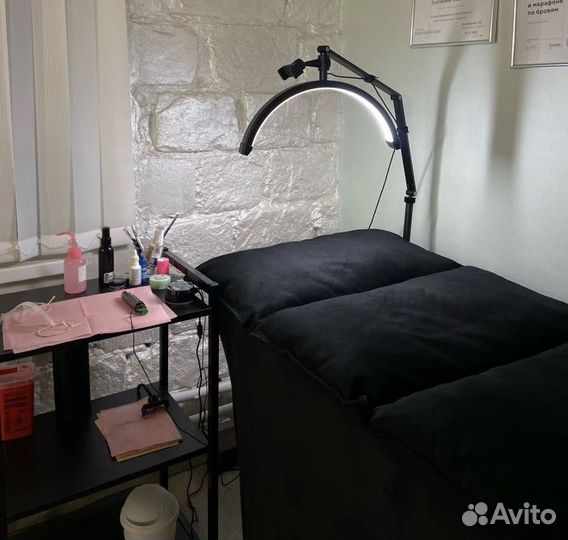 Лампа для наращивания ресниц и ногтей(полумесяц)