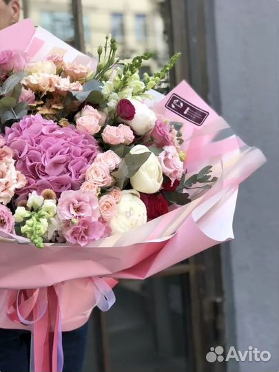 Букет пионов