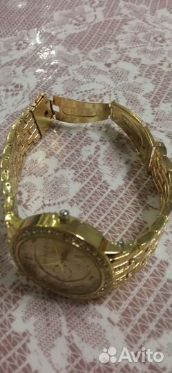 Часы наручные женские