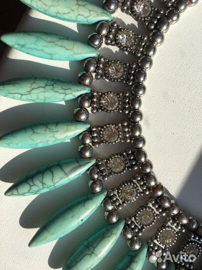 Ожерелье бижутерии