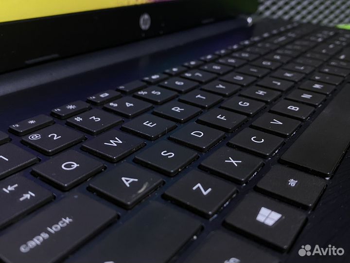 Ноутбук HP i3/8/128/500