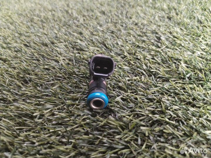 Форсунка топливная Nissan Pathfinder R51 VQ40DE