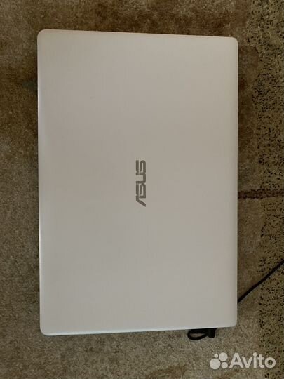 Ноутбук asus