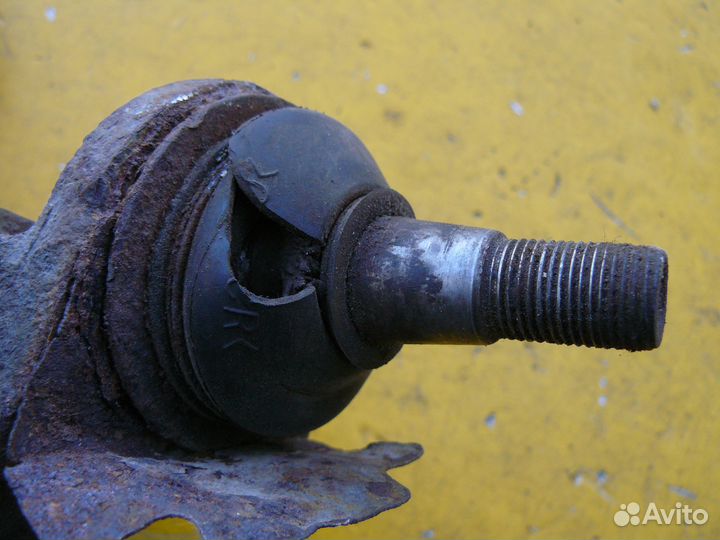 Кулак передний левый для Ford Connect 1.8 TD