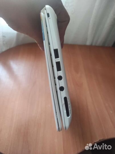 Нетбук acer aspire one D270-26Dw