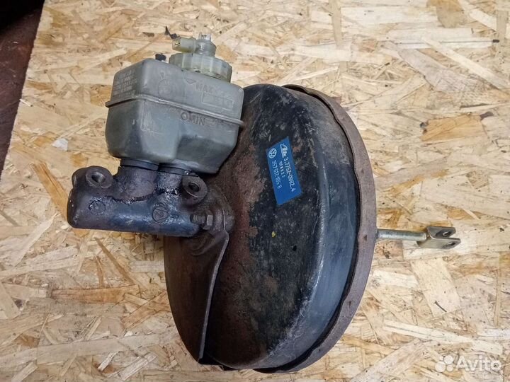 Вакуумник Volkswagen passat B3