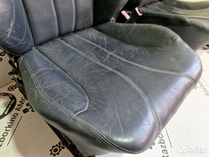 Сиденья передние AMG для Mercedes W210