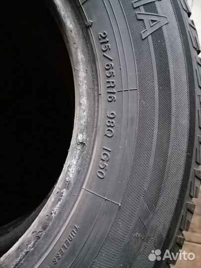 Yokohama Ice Guard IG50 215/65 R16 98Q