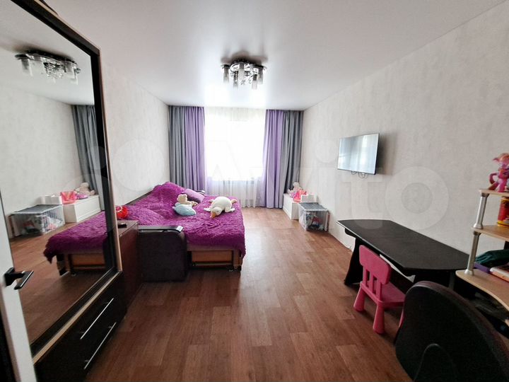 3-к. квартира, 82 м², 6/10 эт.